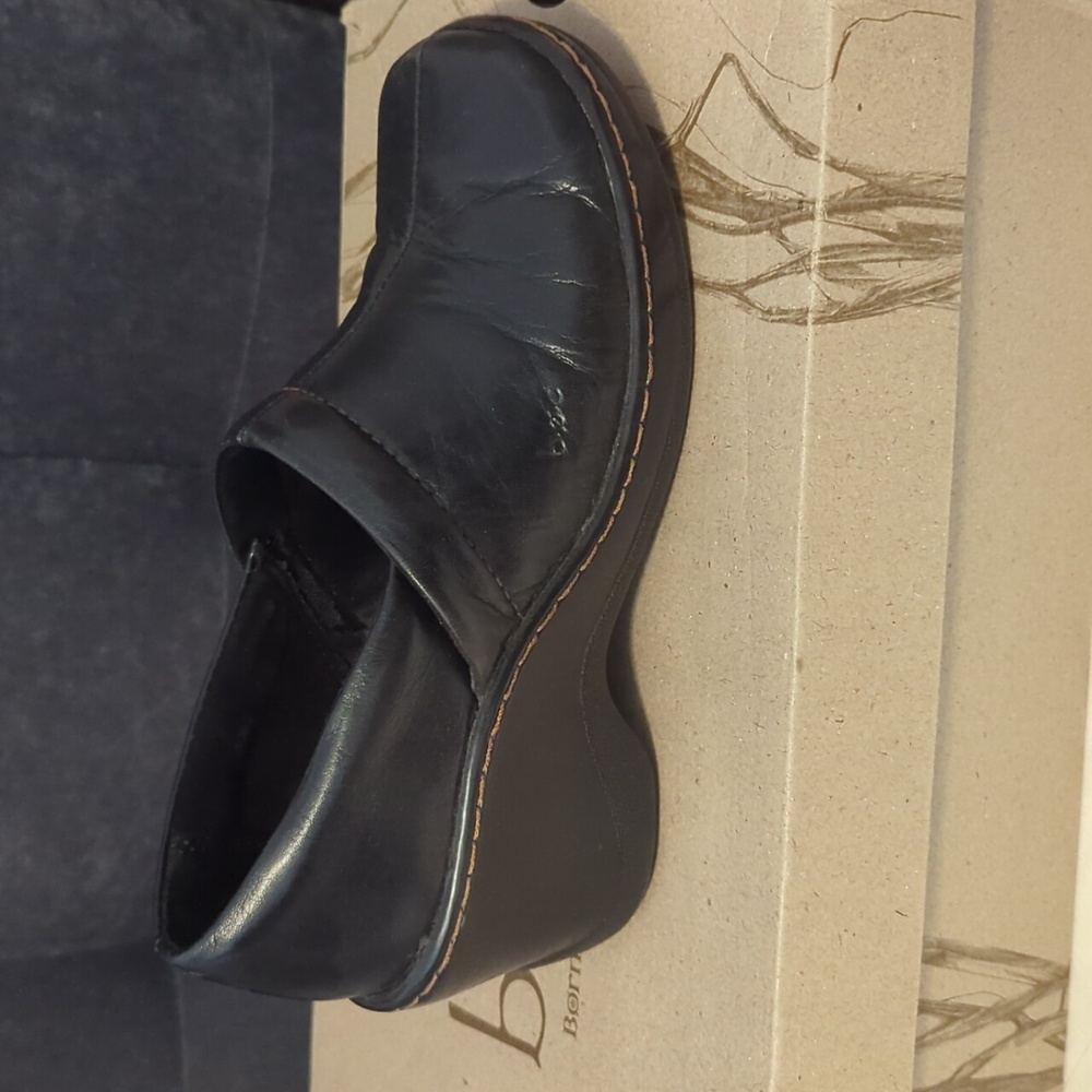 Shoes - Picture 2 of 5